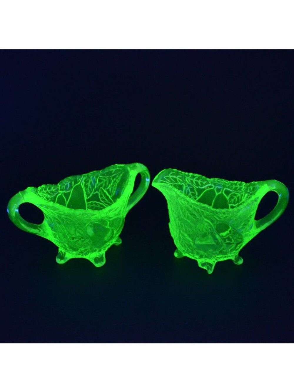 Indiana Glass Sweet Pear Uranium Vaseline Green Glass Creamer Sugar Vintage CHIP
